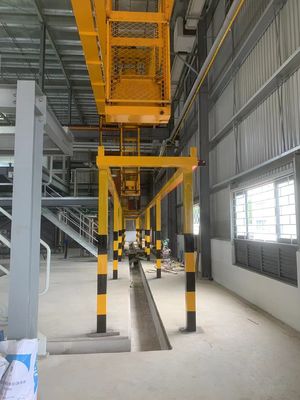 Metodo di travasamento manuale del sistema di trattamento della linea di anodizzazione orizzontale