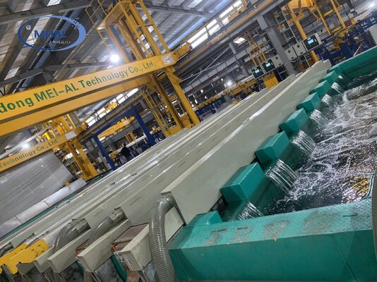 Prezzo buono Linea di produzione di ossidazione da 200 T/mese con monitoraggio remoto e spessore della pellicola anodizzante da 8 a 12 μm in linea