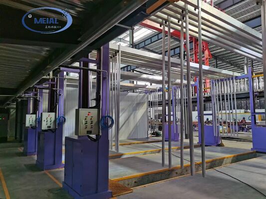 Prezzo buono Linea di produzione di ossidazione di anodio di capacità 200 T/mese con controllo e monitoraggio a distanza e spessore della pellicola anodizzante 8-12 μm in linea